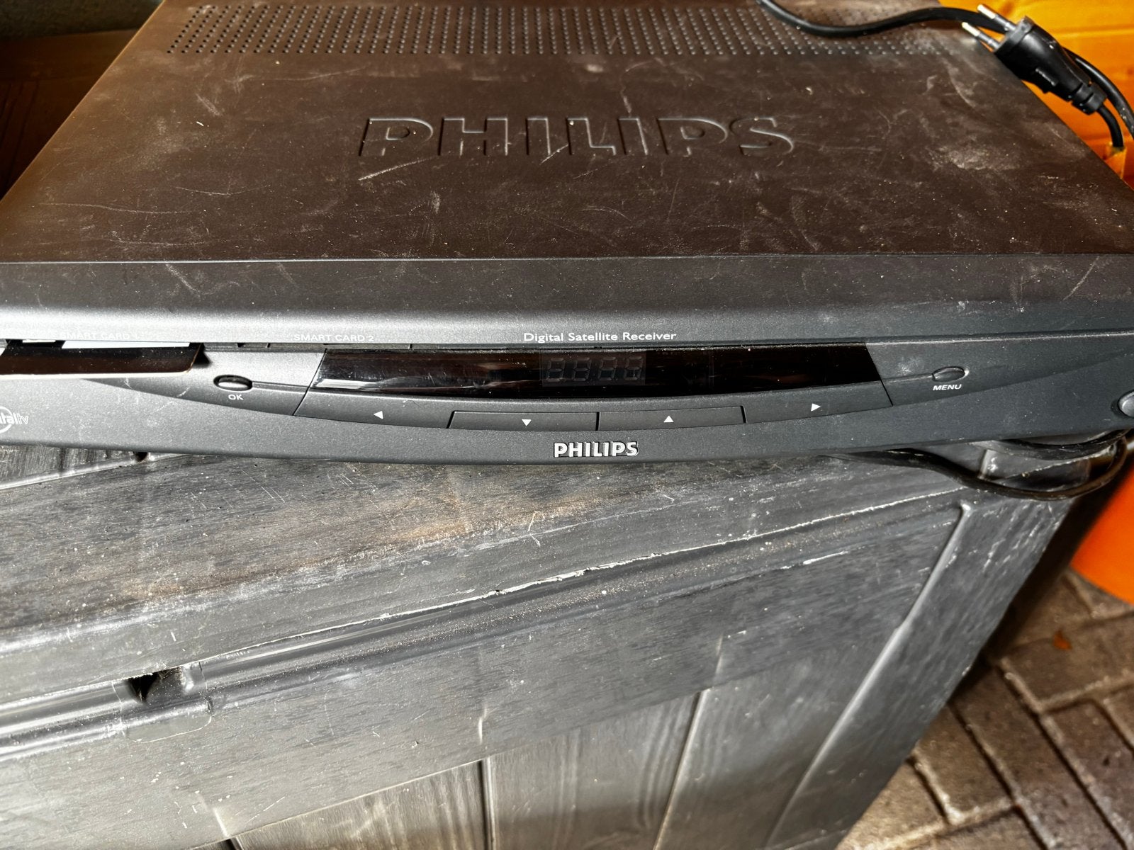 Philips Digital Satellite Receiver DSR 2000/03A, Ophalen of Verzenden, Gebruikt, Decoder