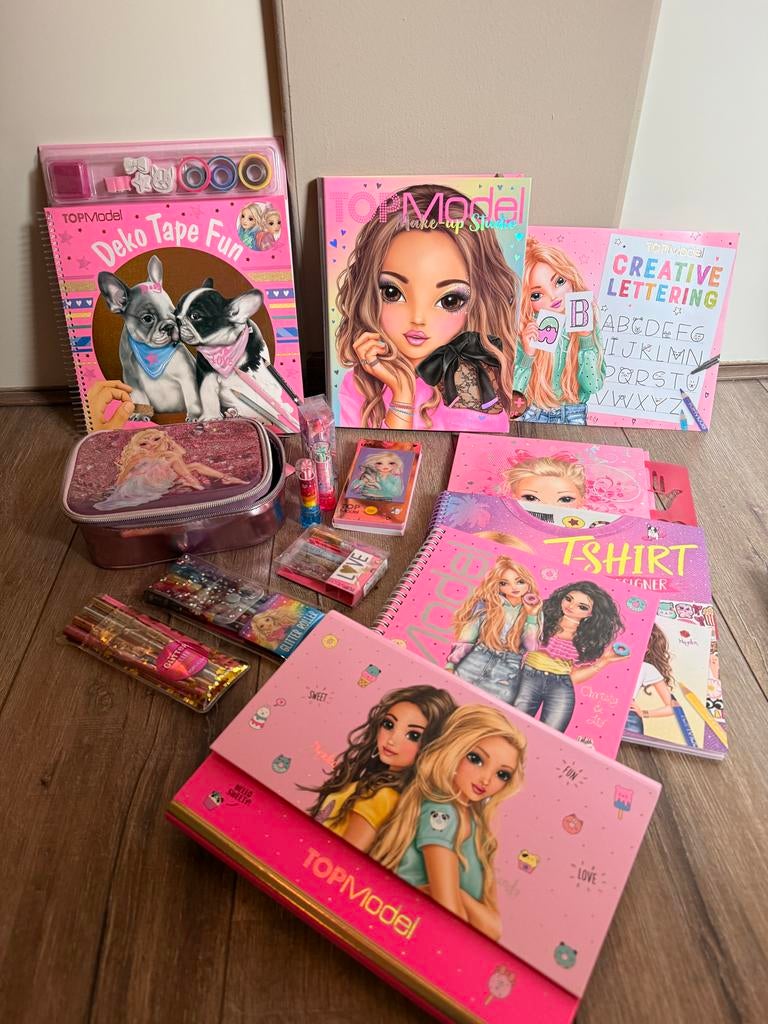 Groot TOPModel knutselpakket - Zo goed als nieuw!, Roze, Ophalen of Verzenden, Zo goed als nieuw, Papier of Karton