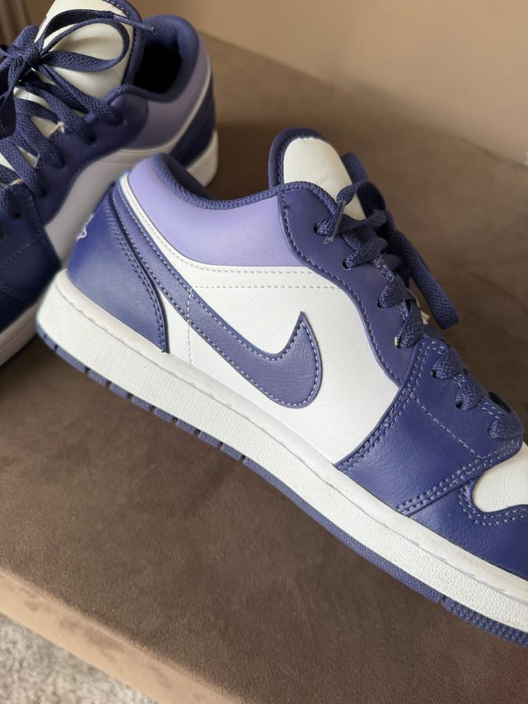 Jordan 1 Low - Maat 45 - Ongedragen, Kleding | Heren, Schoenen, Ophalen of Verzenden, Nieuw, Overige kleuren, Sneakers of Gympen