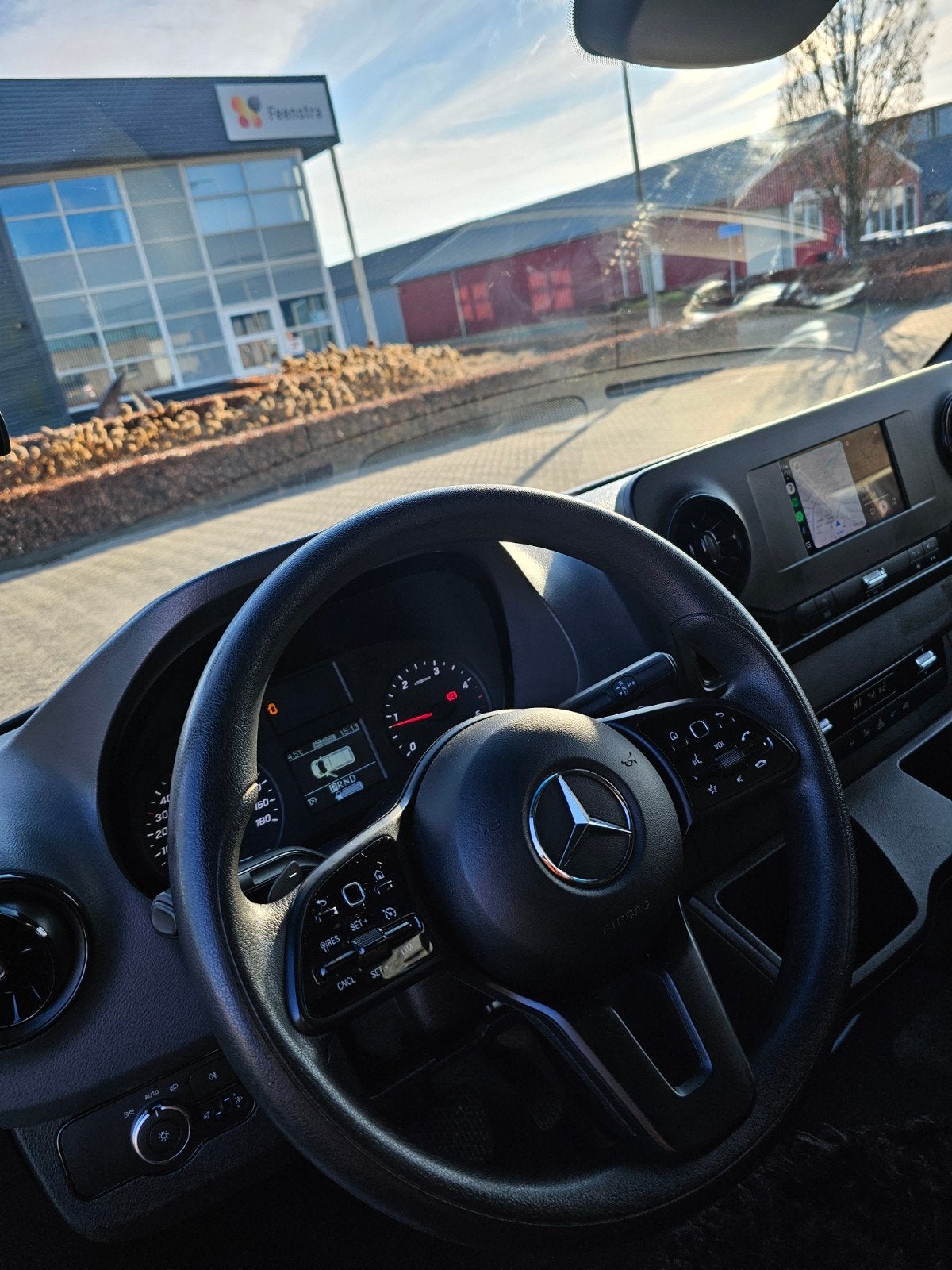 Bakwagen verhuiswagen kmvrij huren/Bestelbus met laadklep, Met chauffeur, Verhuiswagen of Bestelauto