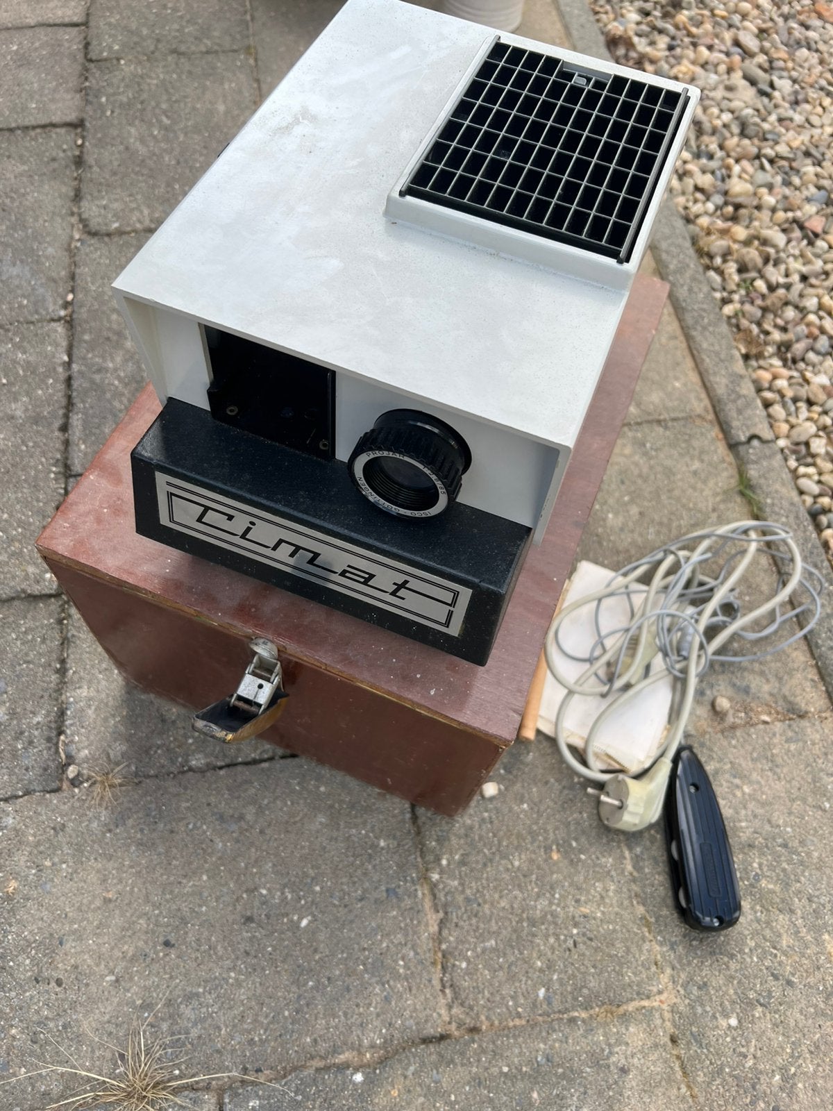 Antieke dia projector in houten kist, Ophalen, Gebruikt