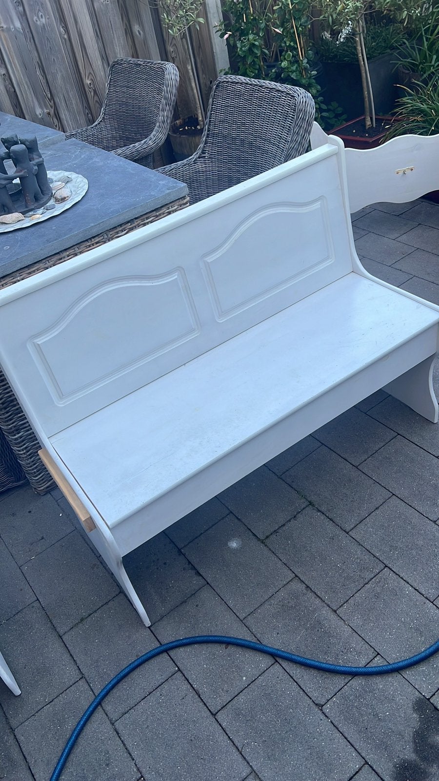 Witte banken met opbergruimte Speelkamer.    Kinderkamer, Huis en Inrichting, Banken | Bankstellen, Ophalen, Gebruikt, Hout, 250 tot 300 cm