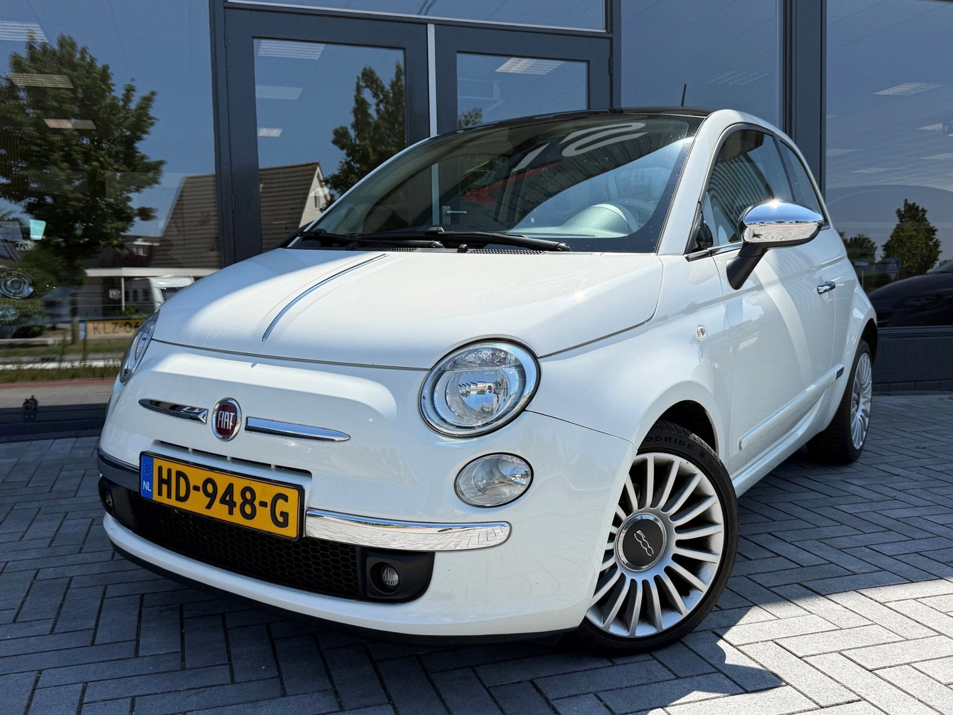 Fiat 500 0.9 TwinAir Turbo Rivièra Maison Pano Leder Pdc, 400 kg, Wit, Bedrijf, Handgeschakeld