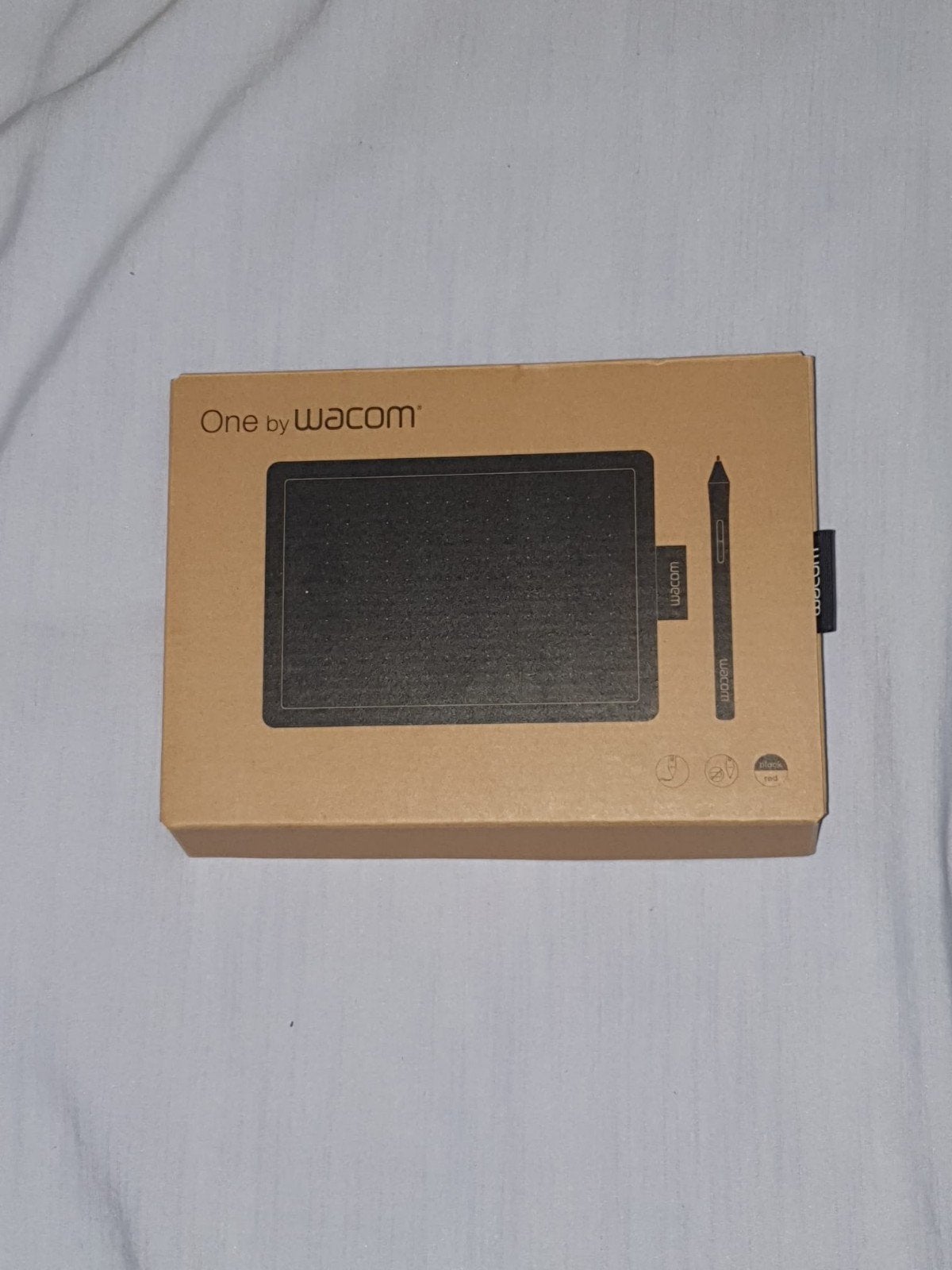 One by Wacom tekentablet met pen en doos, Computers en Software, Ophalen of Verzenden, Zo goed als nieuw, Bedraad, Wacom