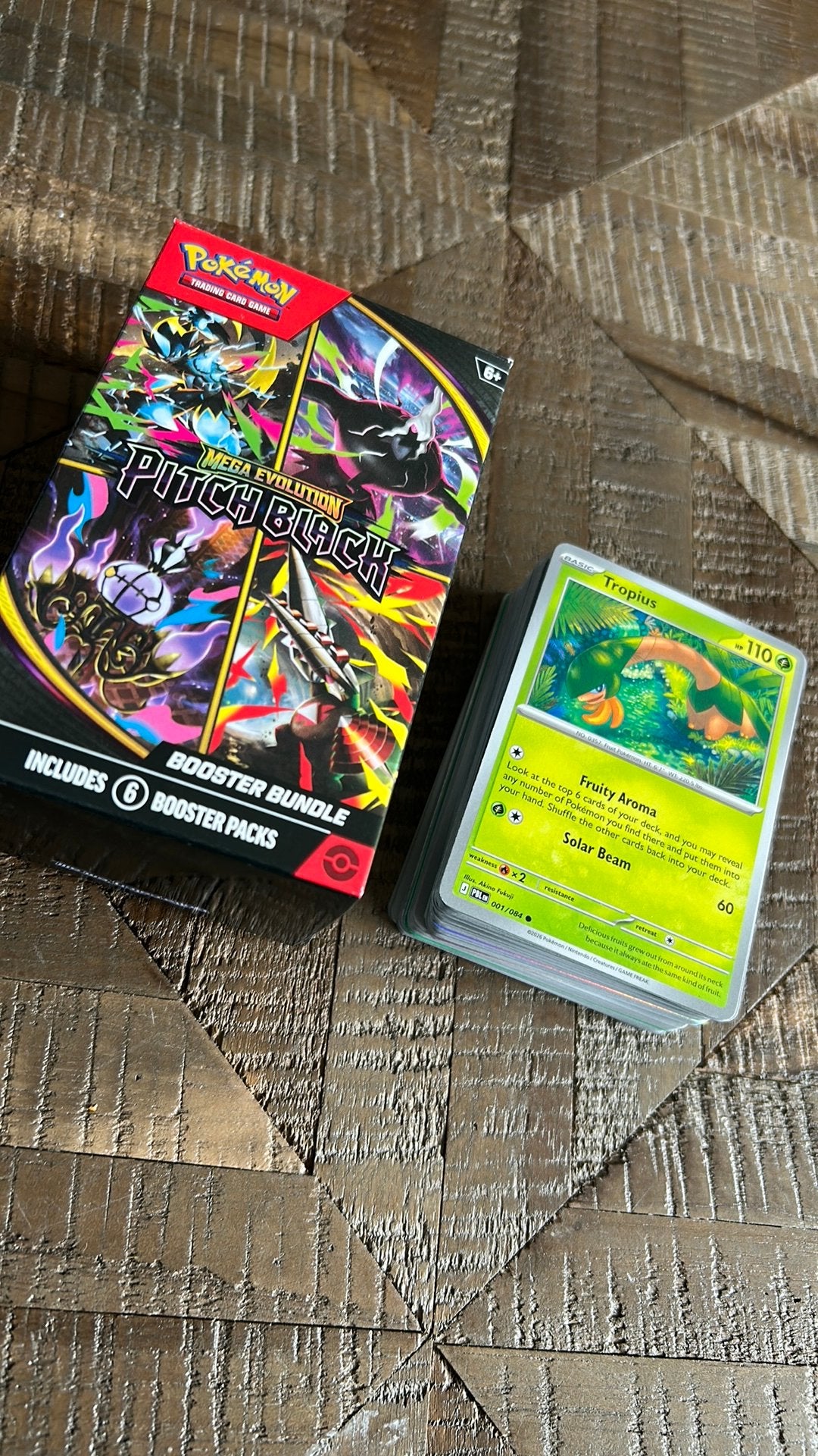 Base set Mega Evolution Pitch Black, Hobby en Vrije tijd, Verzamelkaartspellen | Pokémon, Ophalen of Verzenden, Zo goed als nieuw
