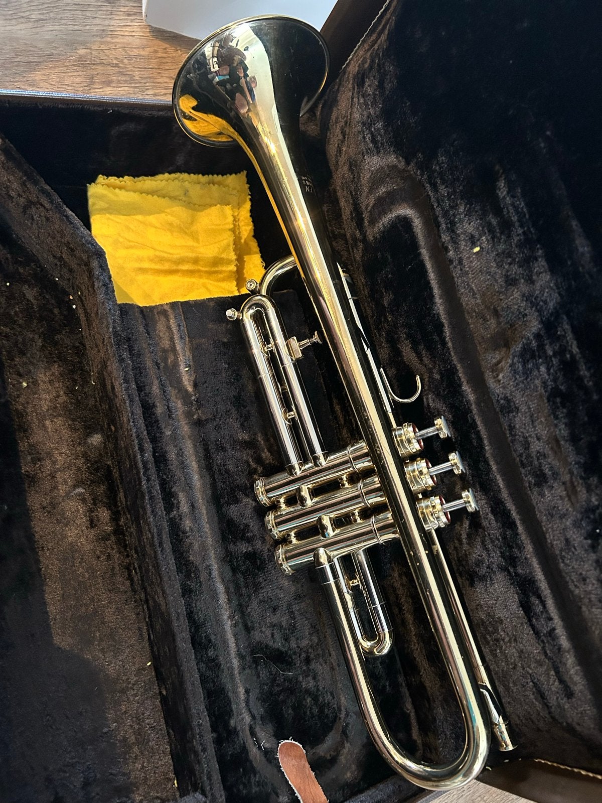 Getzen Bes-trompet met originele koffer en mondstuk, Muziek en Instrumenten, Blaasinstrumenten | Trompetten, Ophalen, Gebruikt