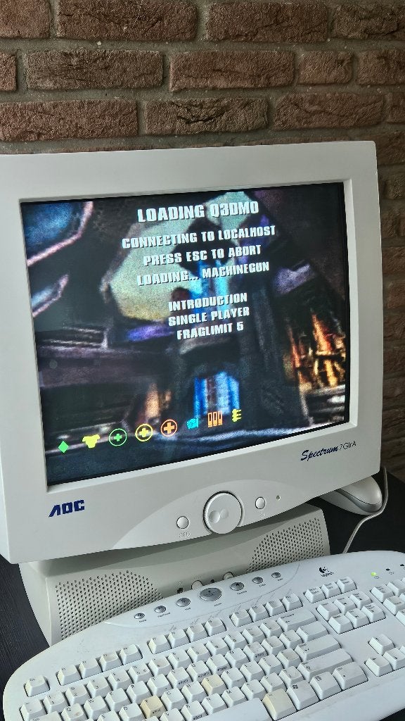 17 inch CRT monitor  AOC Spectrum 7GlrA, Ophalen