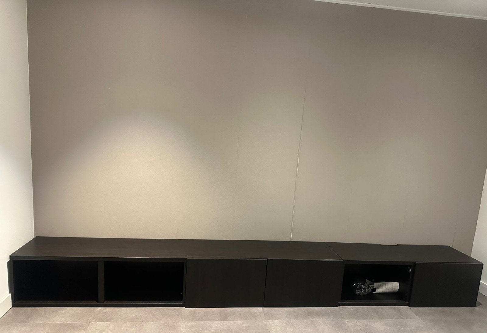 IKEA Besta TV-meubel zwevend/staand 120x40x38 zwartbruin, 100 tot 150 cm, Ophalen of Verzenden, Zo goed als nieuw, Minder dan 100 cm