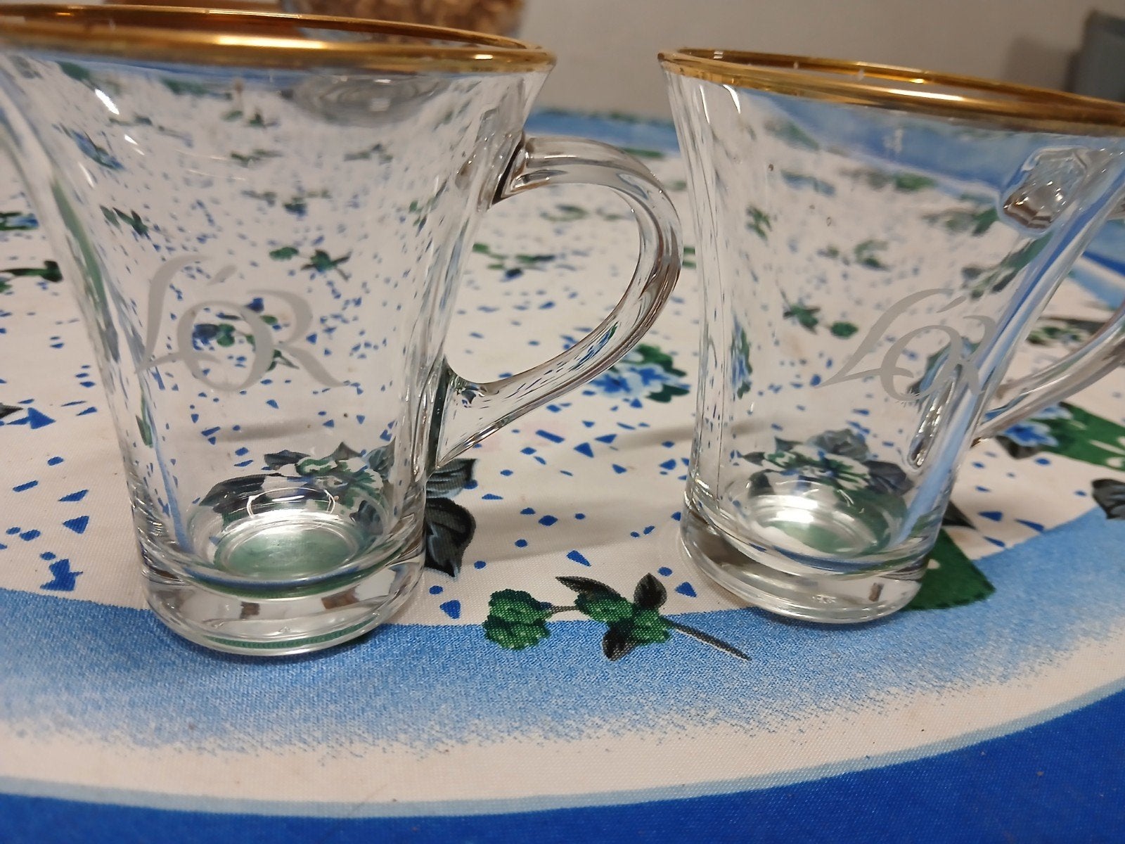 Set van 2 vintage glazen kopjes met gouden rand- Lor glazen, Ophalen of Verzenden