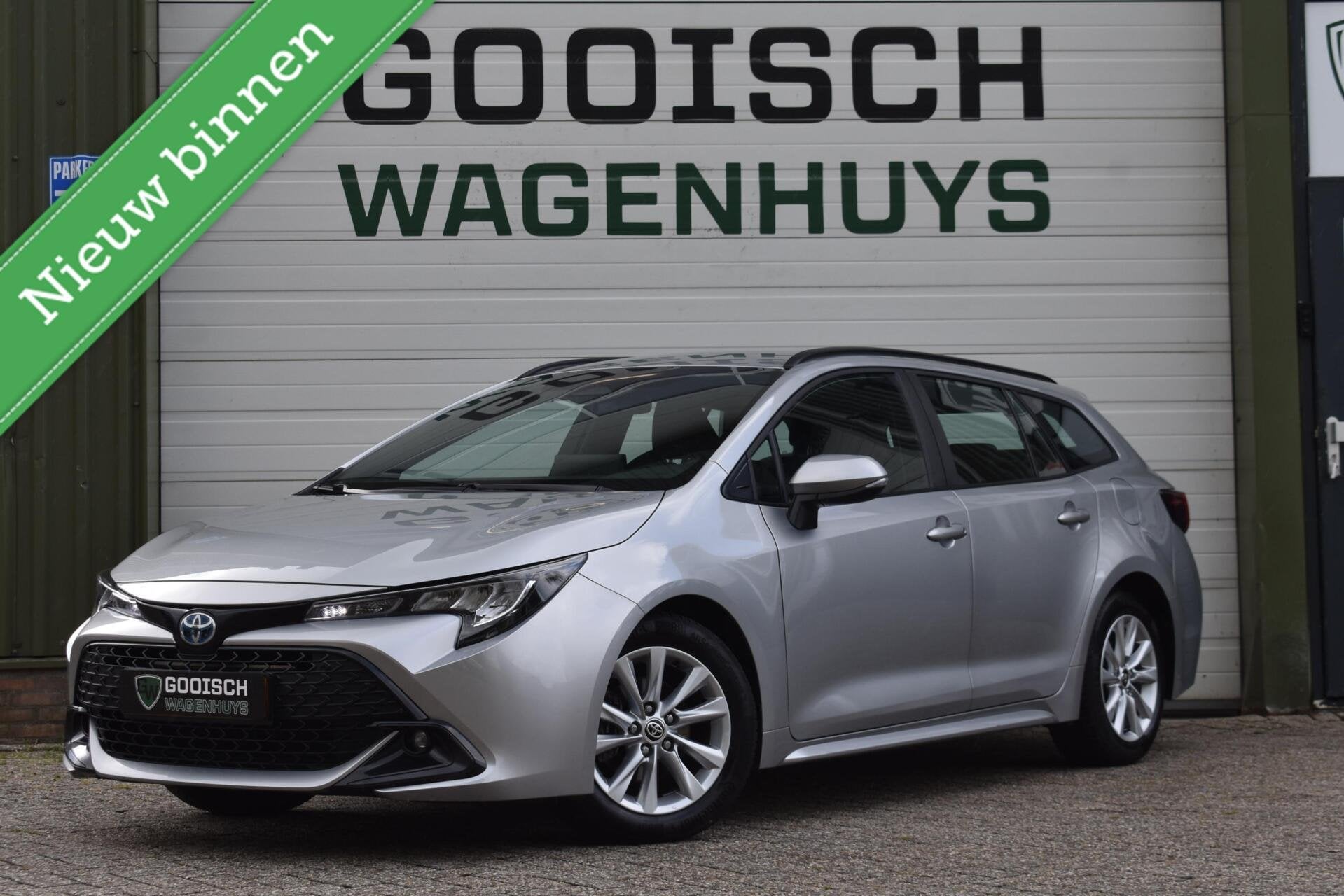 Toyota Corolla Touring Sports Hybrid 140 Active | Camera | C, 450 kg, 4 cilinders, Met garantie (alle), Corolla