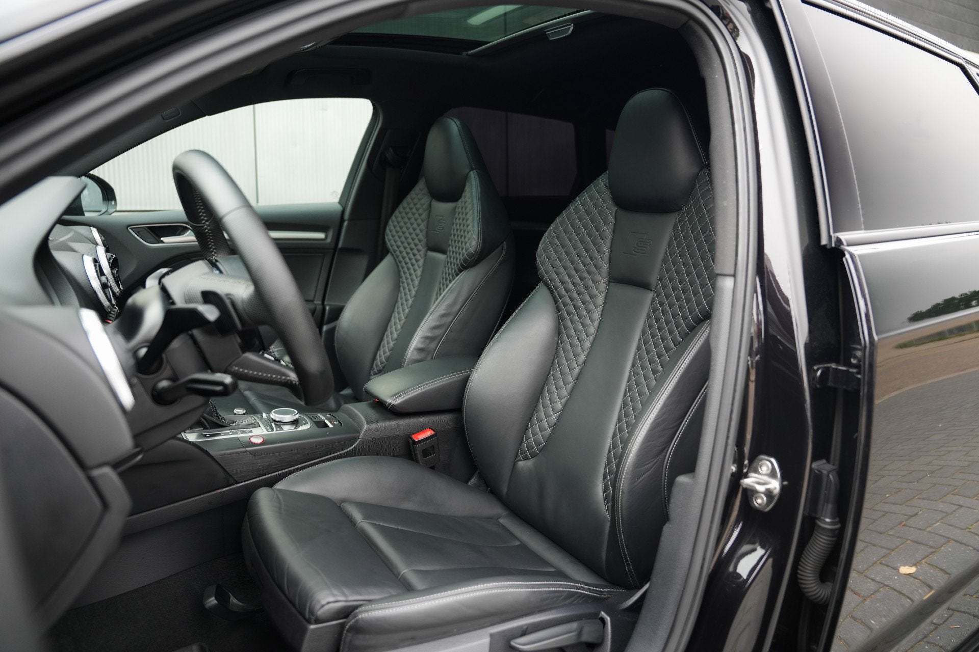 Audi S3 Sportback 2.0 TFSI 370 pk ABT S3 Quattro Pro Line Pl, S3, 15 km/l, 4 cilinders, 1984 cc