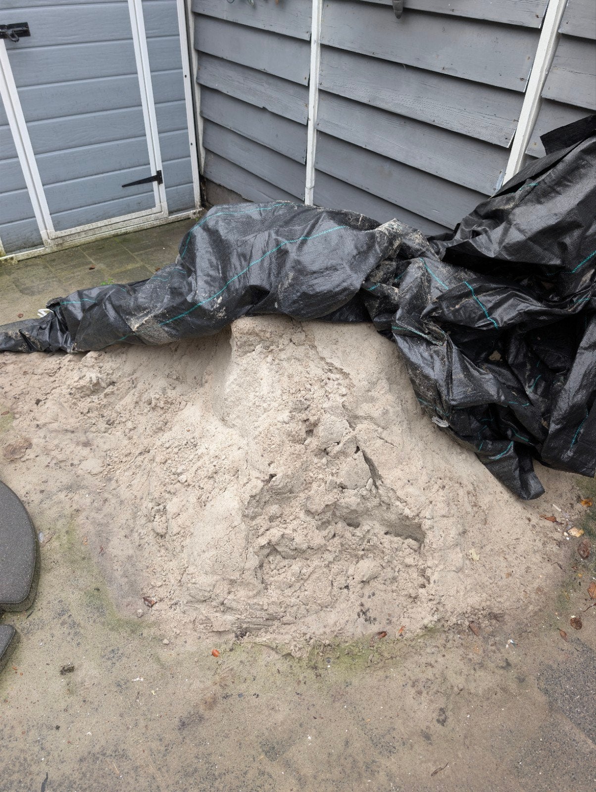 Zand - Ongeveer 1 kuub, Ophalen, Gebruikt, Ophoogzand