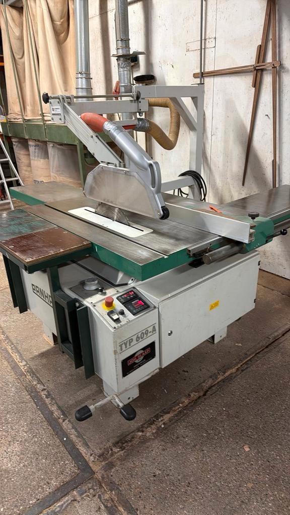 Houtbewerkingsmachines, Ophalen