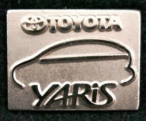 Toyota Yaris pin zilverkleur 2, Verzenden, Nieuw, Transport, Speldje of Pin