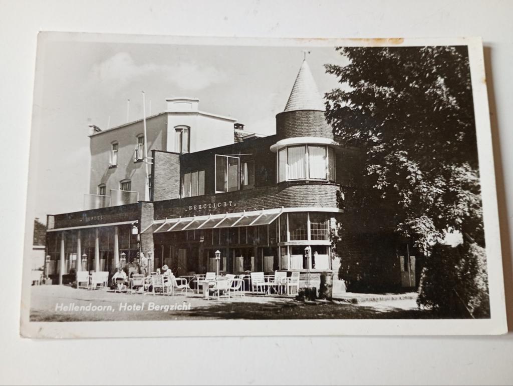 Hellendoorn Hotel Bergzicht, Ophalen of Verzenden, 1940 tot 1960, Ongelopen, Overijssel