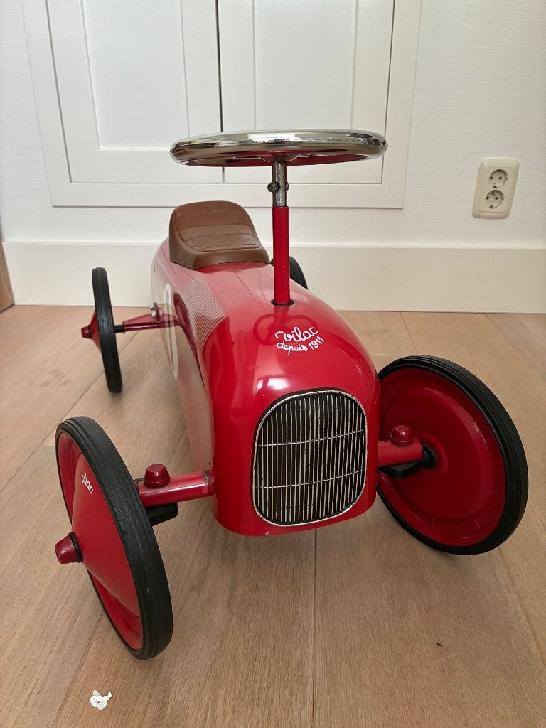 Mooie stevige rode loopauto, Ophalen, Gebruikt