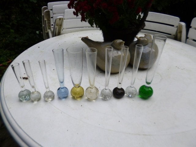 10 spijkervaasjes bolle buik lange hals 8-20 cm, Ophalen of Verzenden