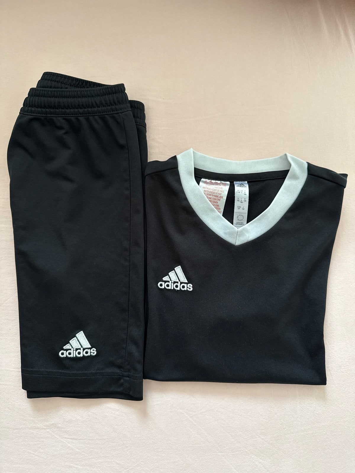 Adidas voetbalsetje voor kinderen - Zwart, Ophalen, Gebruikt, Jongen of Meisje, Sport- of Zwemkleding