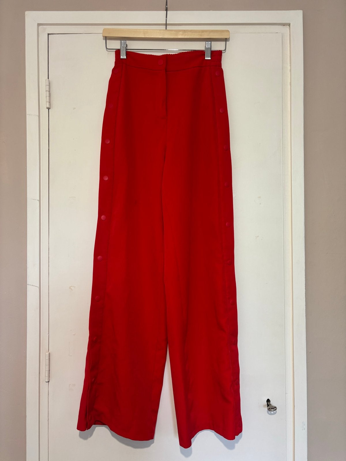 New Yorker rode broek met knopen - Maat XS, Ophalen of Verzenden, Gedragen, Maat 34 (XS) of kleiner, Rood