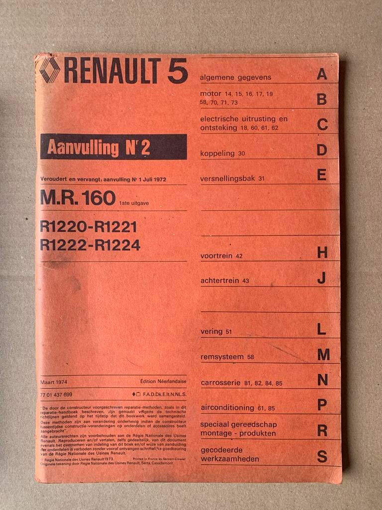 Klassieke Renault garage handboeken, Ophalen of Verzenden, Gelezen, Renault