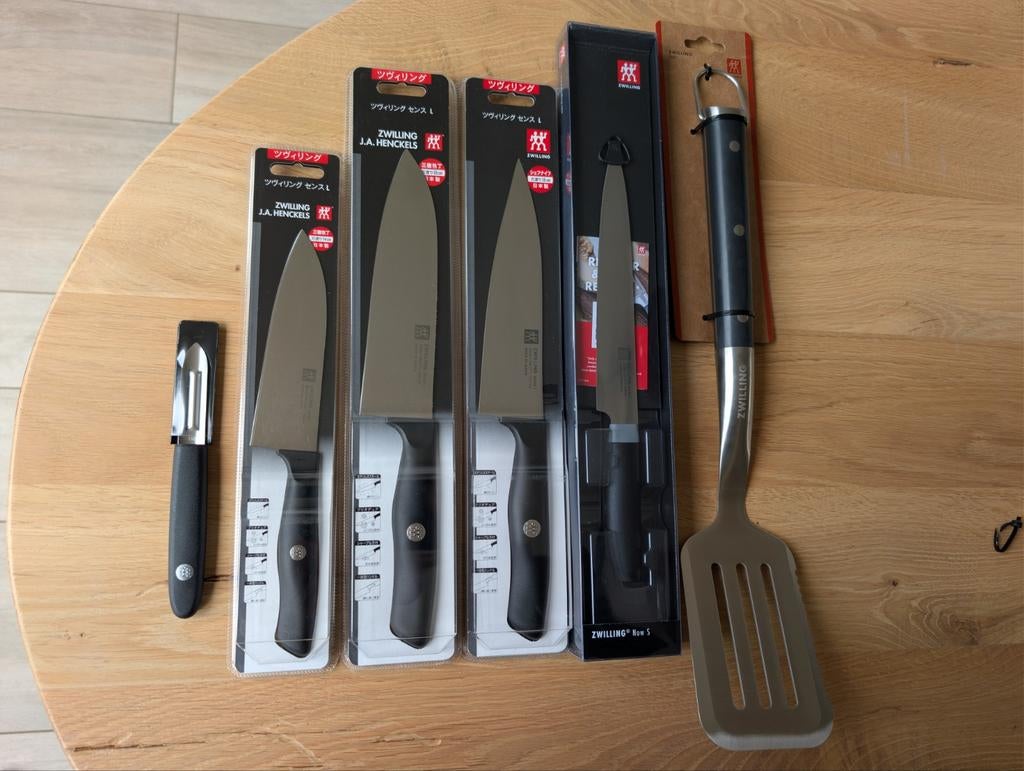 Zwilling Messenset  + BBQ Spatel - 6-delig, Overige typen, Nieuw, Ophalen of Verzenden, Zwart