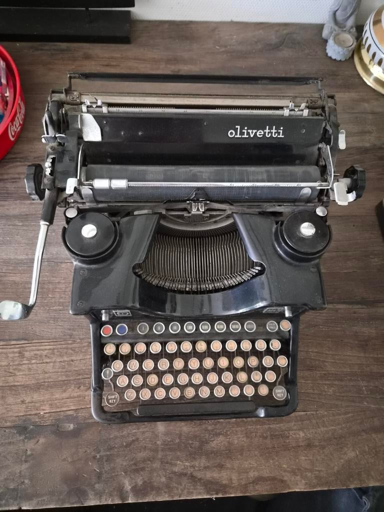 Antieke olivetti m40 typemachine, Ophalen of Verzenden