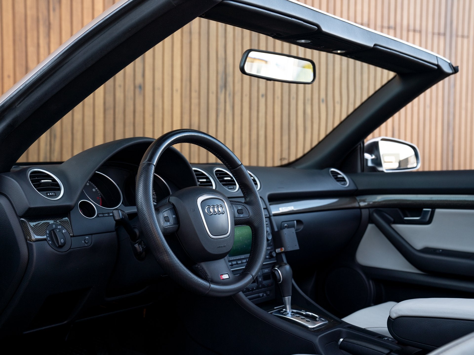 Audi S4 Cabriolet 4.2 V8 quattro | Carbon interieur | Nette, Auto's, Dealer onderhouden, Gebruikt, Cabriolet, 4 stoelen