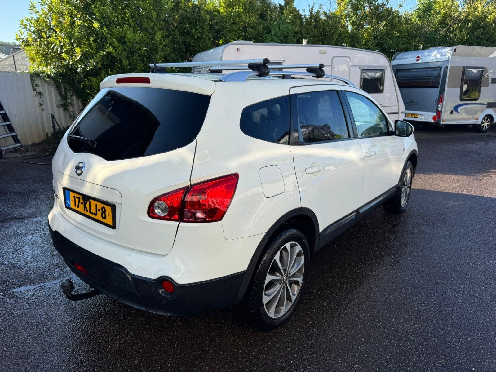 Nissan Qashqai+2 1.6 2WD 2010 Wit, Auto's, Voorwielaandrijving, 4 cilinders, 7 stoelen, Wit