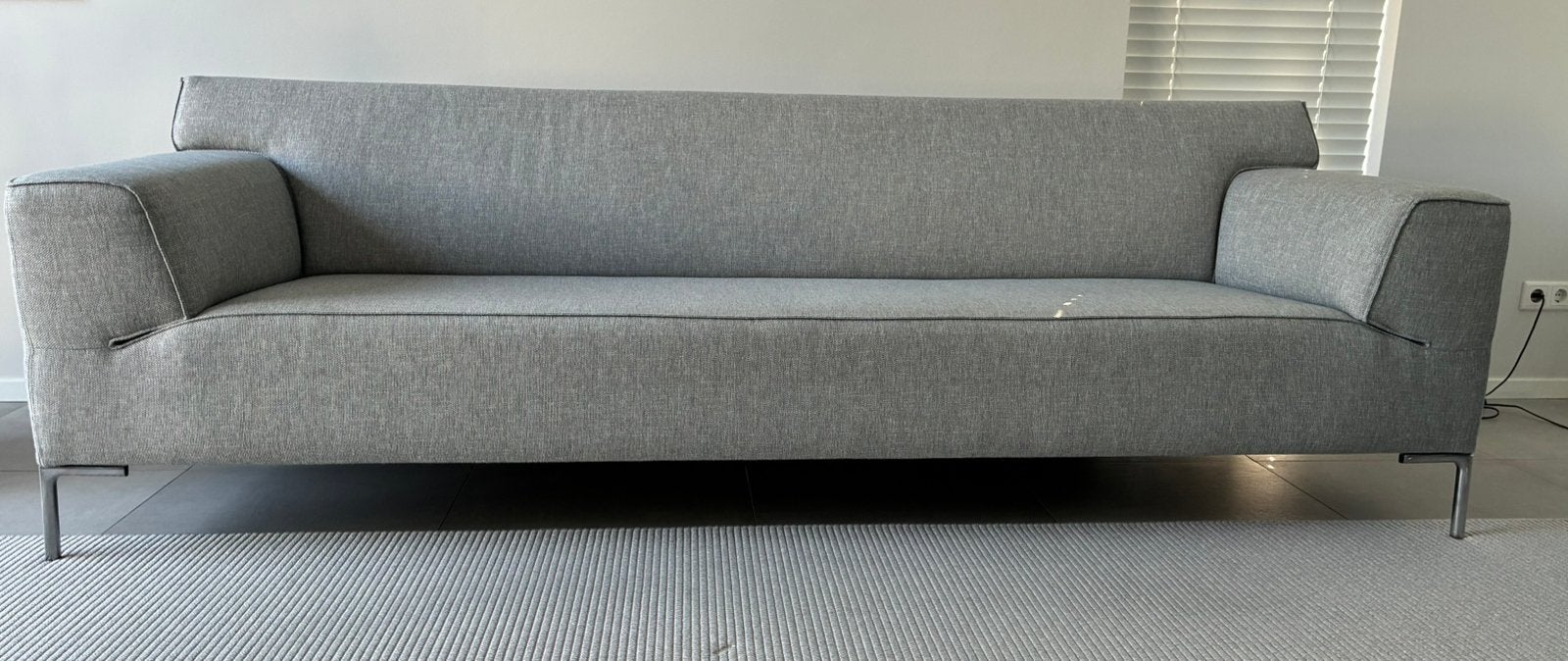 DESIGN ON STOCK BLOQ 4-zits bank, Huis en Inrichting, Banken | Bankstellen, Ophalen, 250 tot 300 cm, 75 tot 100 cm, Zo goed als nieuw
