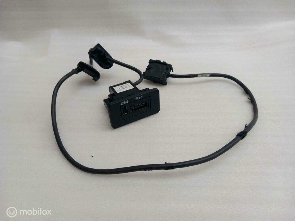 USB en Ipod aansluiting Range Rover Sport Discovery 4, Land Rover, Ophalen of Verzenden, Gebruikt, Land Rover