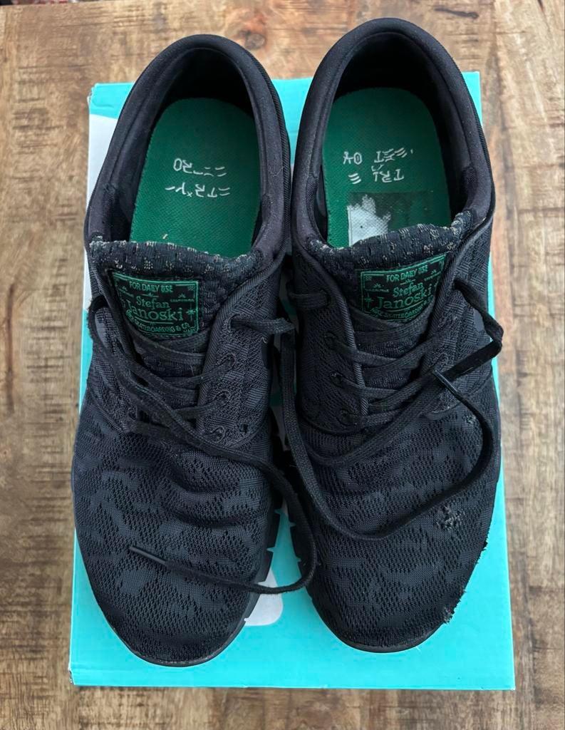Nike Stefan Janoski Max Zwarte Sneakers - Maat 44,5, Ophalen of Verzenden, Gedragen, Zwart