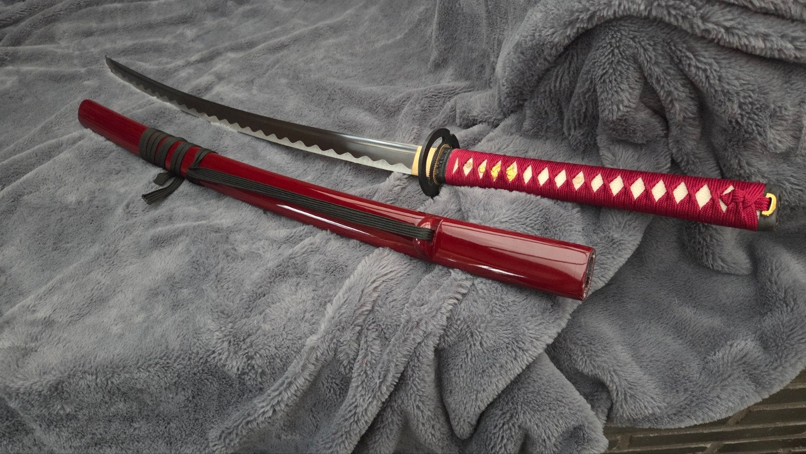 Scherp katana zwaard, samurai zwaarden, sabel, mes, dolk

Sc, Ophalen of Verzenden, Overige soorten, Azië, Zwaard of Sabel
