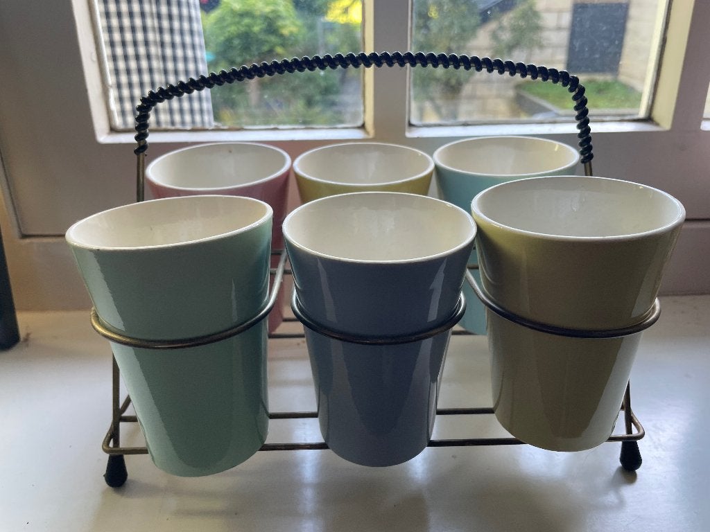 Vintage Petrus Regout Maastricht kopjes met rekje, Antiek en Kunst, Ophalen of Verzenden