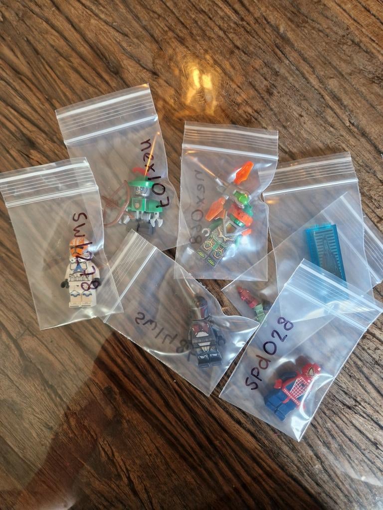 LEGO - star wars/nexo/spiderman minifiguren., Gebruikt, Lego, Ophalen of Verzenden, Minifiguur