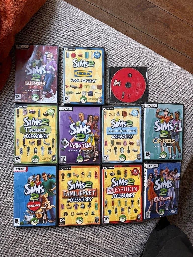 11 sims 2 spellen, Spelcomputers en Games, Gebruikt, 1 speler, Eén computer, Ophalen of Verzenden