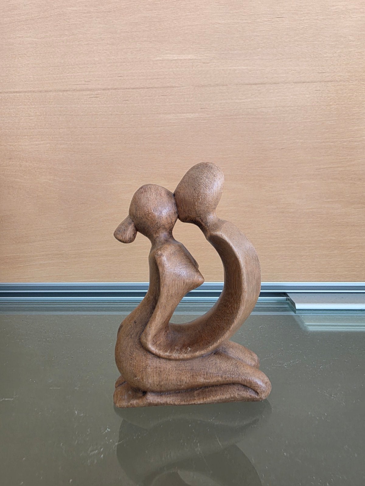 Houten beeld man en vrouw, Minder dan 20 cm, Ophalen of Verzenden, Beeld, Hout