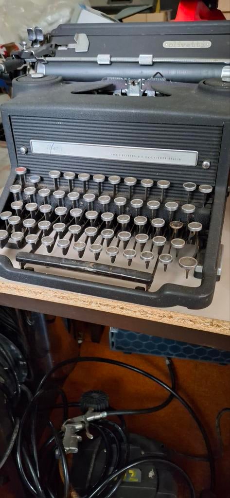 Olivetti M40, Ophalen