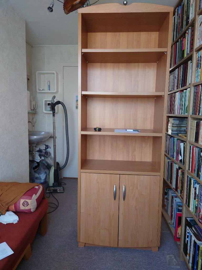 Zeer degelijke legkast uit slaapkamer ameublement, Ophalen, Overige materialen, 200 cm of meer, 150 tot 200 cm