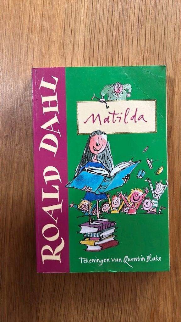 Kinderboek Roald Dahl - Matilda, Boeken, Ophalen of Verzenden, Zo goed als nieuw, Roald Dahl, Fictie
