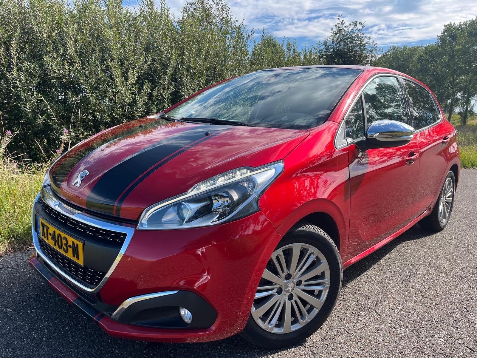 Peugeot 208 1.2 | Automaat | 111 pk | Clima | Cruise | Navi, Auto's, Gebruikt, Euro 6, 1199 cc, 49 €/maand