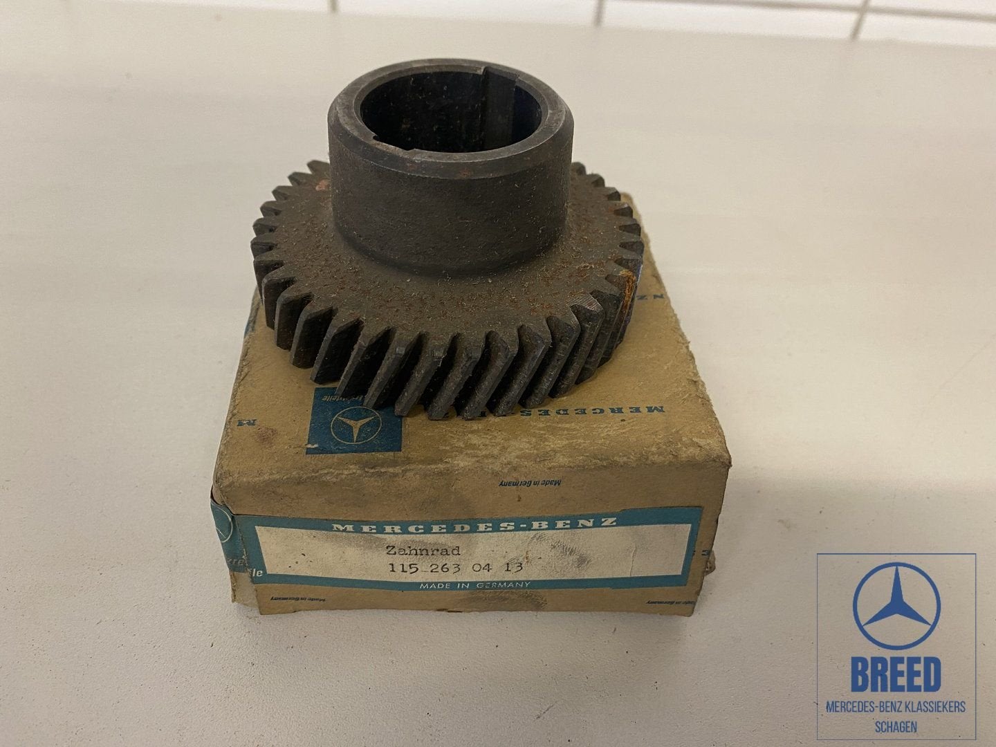 NOS tandwiel derde versnelling voor Mercedes-Benz W115, Auto-onderdelen, -, Nieuw, Ophalen of Verzenden, -