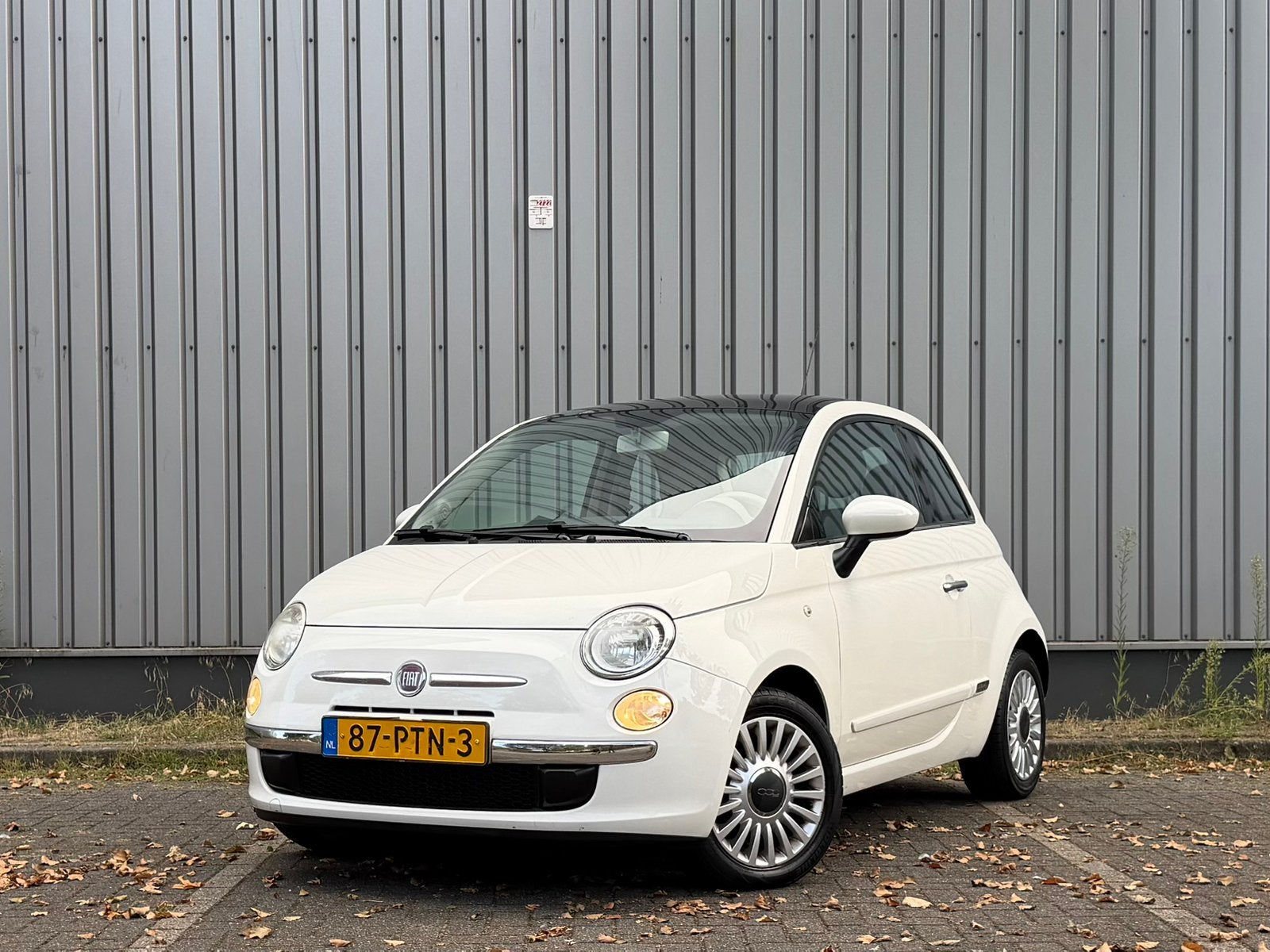 Fiat 500 1.2 Automaat | Panoramadak | Airco | NL auto |, Auto's, Stof, 1242 cc, 4 cilinders, Wit