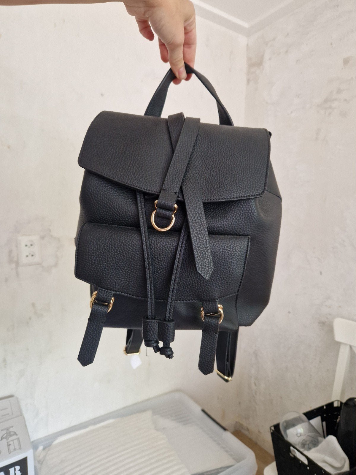Stijlvolle Zwarte Rugzak, Sieraden, Tassen en Uiterlijk, 25 tot 40 cm, Nieuw, 30 tot 45 cm, Ophalen