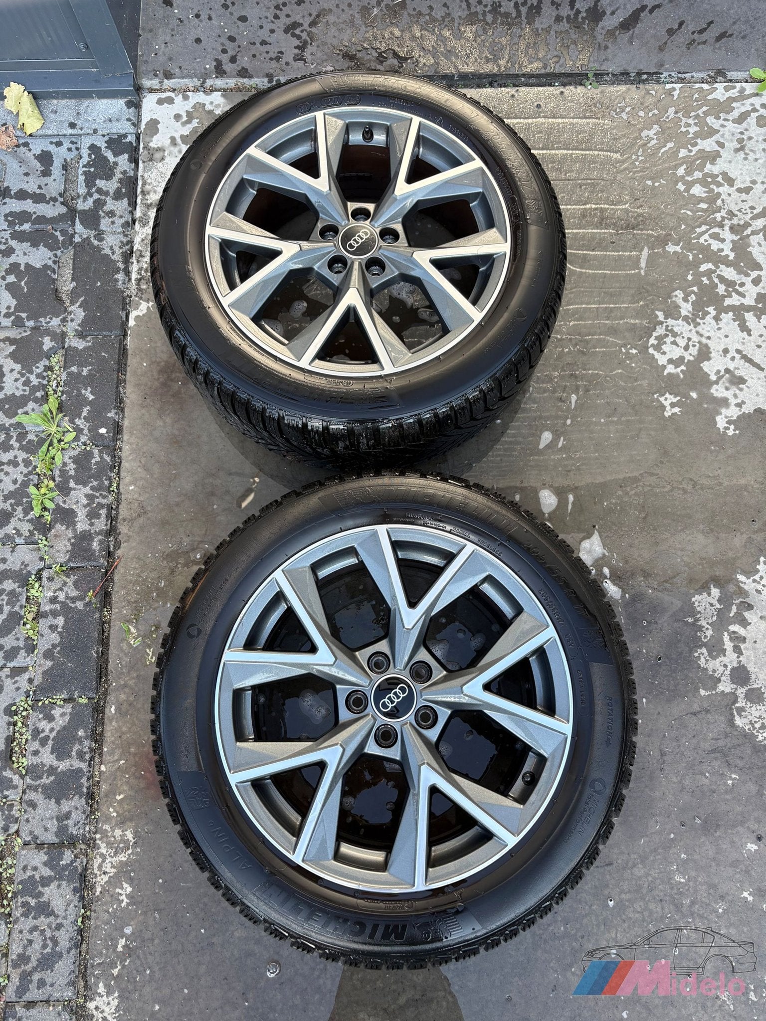 AUDI A1 (GBA) VELGEN 205/55/R17 82A601025AA, Auto-onderdelen, Gebruikt, -, -, Banden en Velgen
