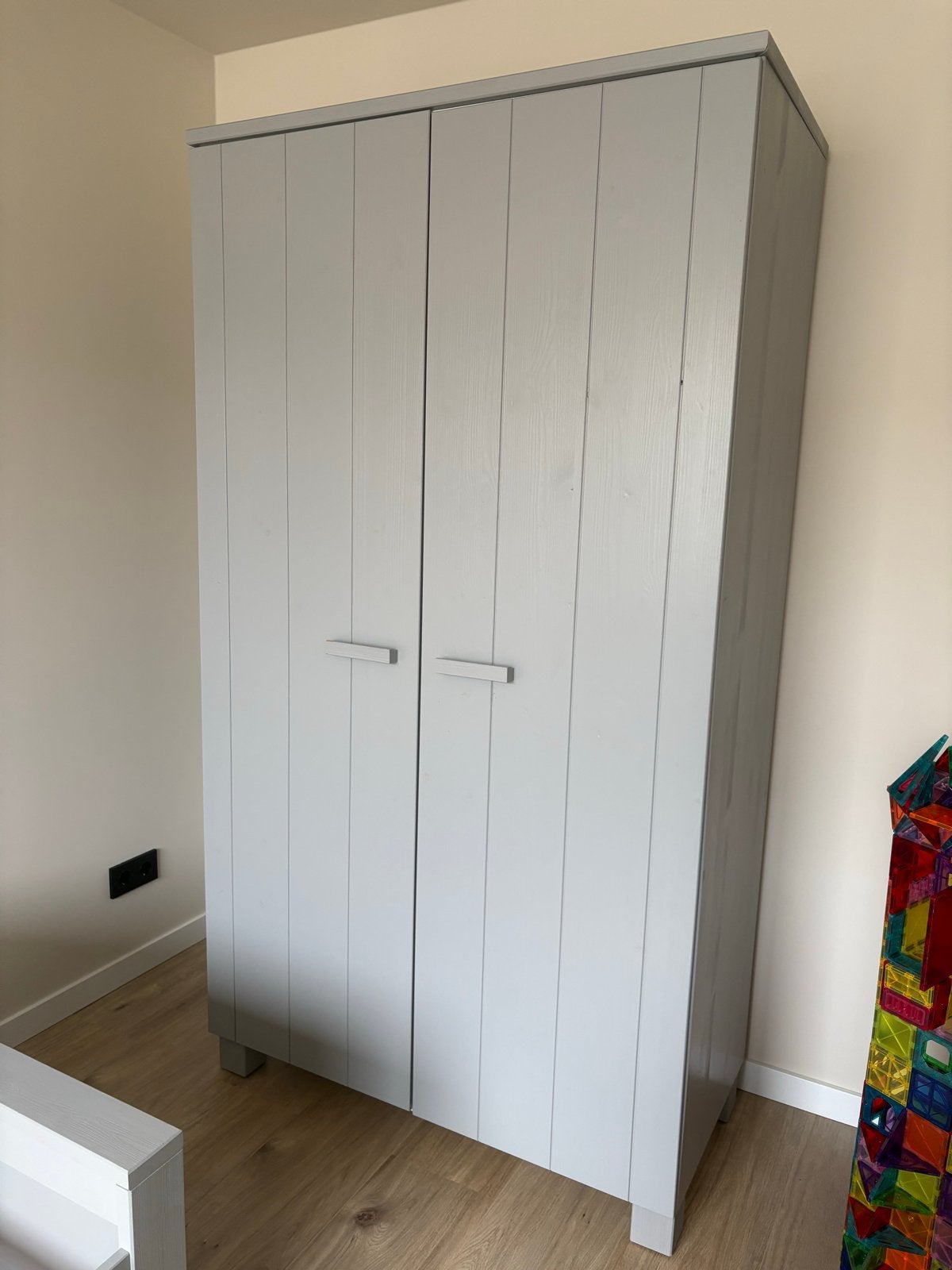 Slaapkamer set Woood Dennis grijs (kast en bed), Ophalen, Gebruikt, Eenpersoons