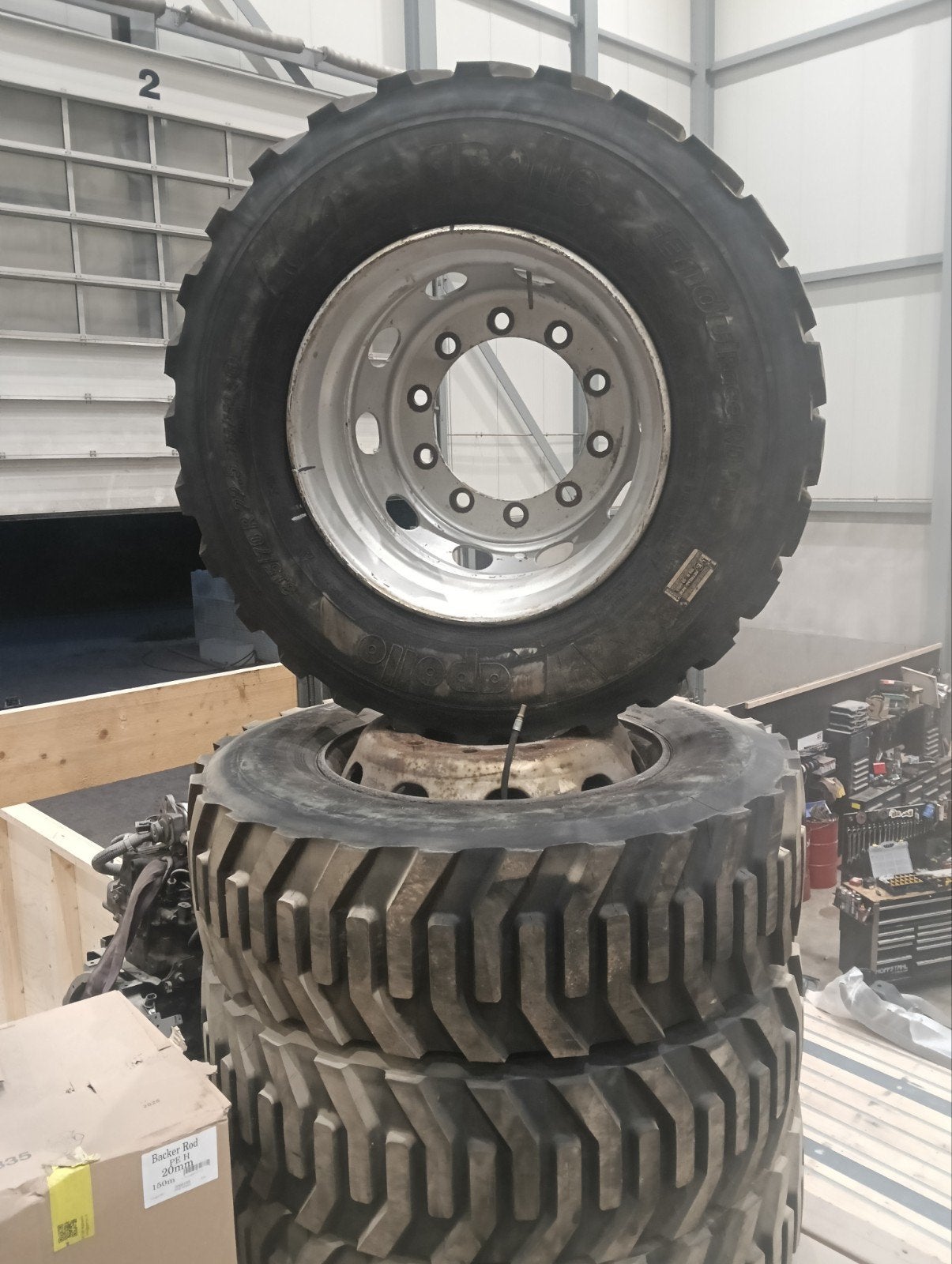 Vrachtwagenbanden met velgen - 315/70R22.5, Ophalen of Verzenden