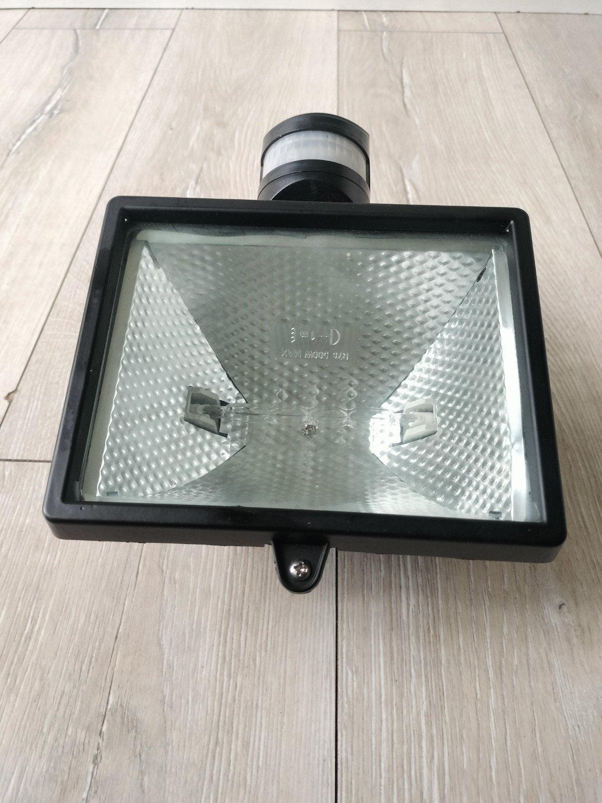 GAMMA Breedstraler Projecteur 400W met bewegingssensor, Ophalen, Overige materialen, Gebruikt, Overige typen