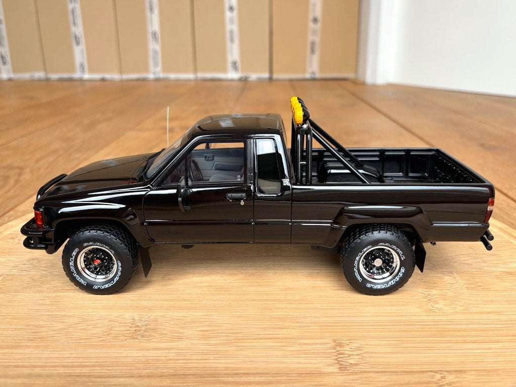 Toyota Hilux SR5 Back to the Future 1:18 OttO OT481 BTTF ovp, Ophalen of Verzenden, Nieuw, Auto, OttOMobile