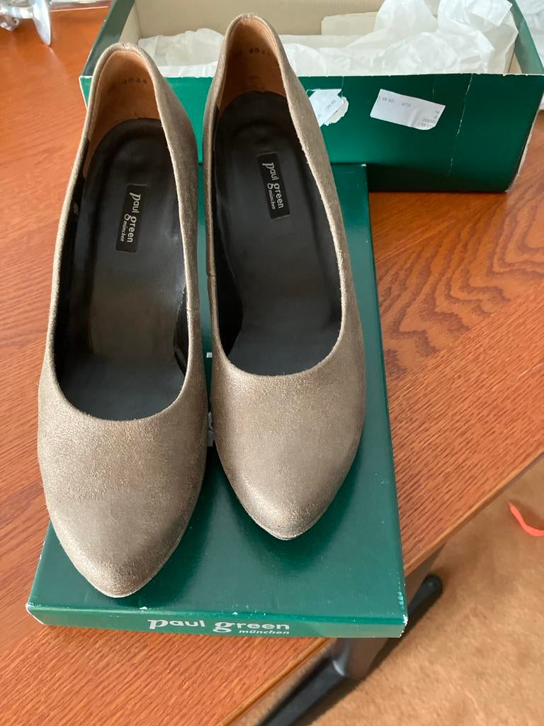 Gouden Pumps Maat 40 - Paul Green, Kleding | Dames, Schoenen, Ophalen of Verzenden, Gedragen, Overige kleuren, Pumps