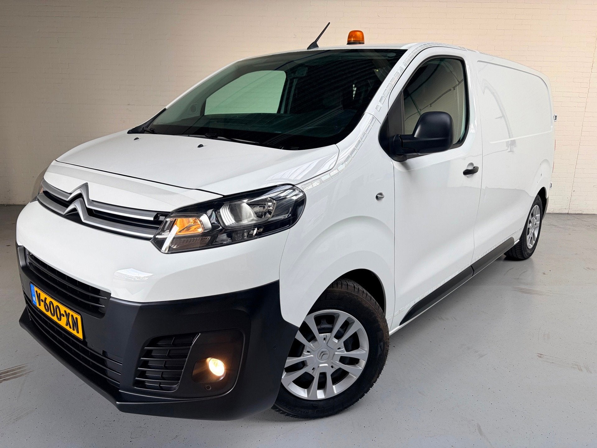 Citroen Jumpy Servicewagen 1.6 BlueHDI 95pk euro6 Club M L2H, Voorwielaandrijving, Stof, Gebruikt, Wit